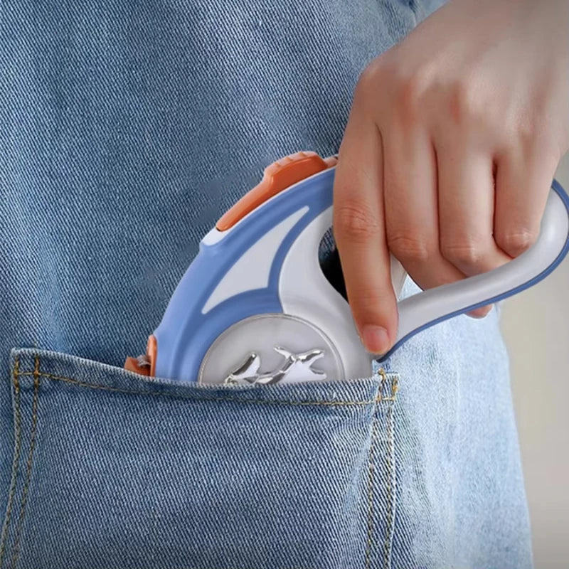 Automatic Retractable Dog Leash for Puppy Walking and Training